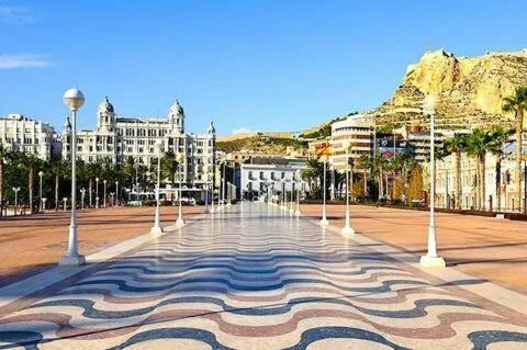 Cozy Room Guapo-Alicante Nearby The Beach And The Center Extérieur photo